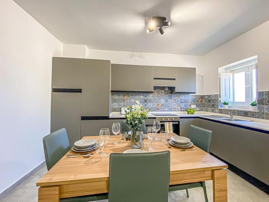 Designer Duplex Penthouse In Floriana Appartement Buitenkant foto