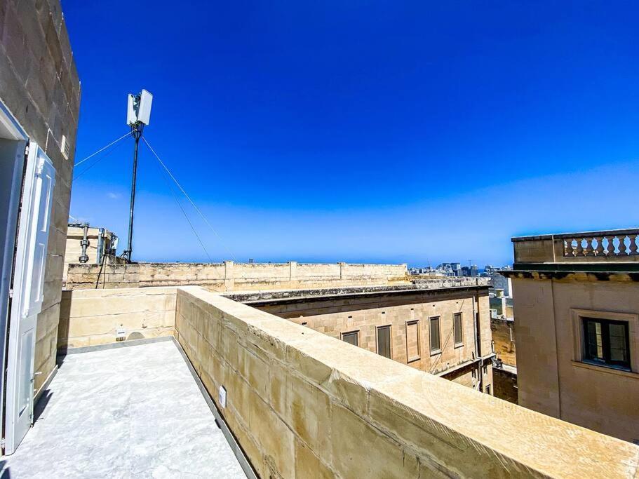 Designer Duplex Penthouse In Floriana Appartement Buitenkant foto